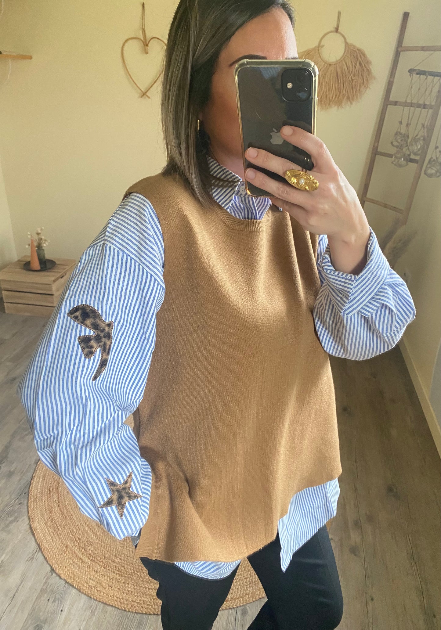 Pull Carine