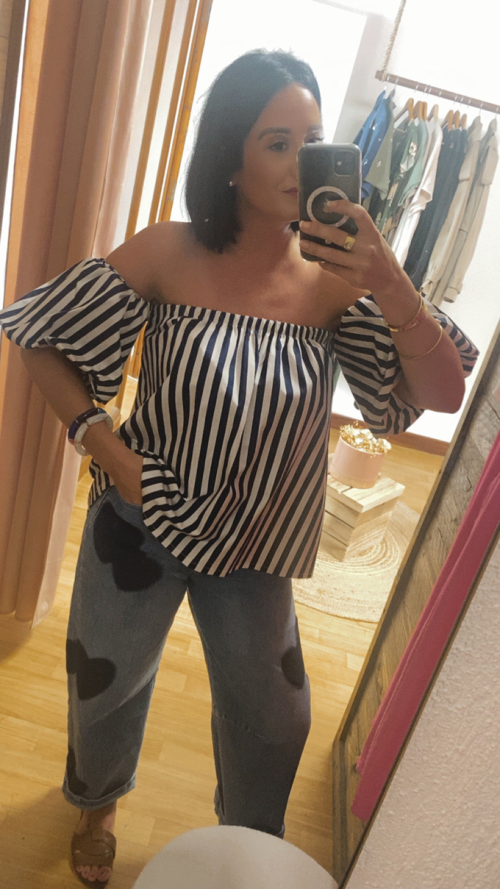 Blouse épaule dénudée